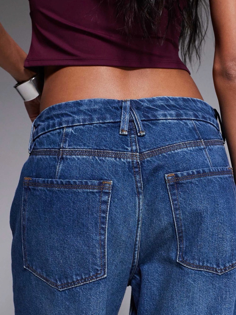 Good American Good 90s Cropped Relaxed Jeans In Dark Blue NWT Size 12 - Picture 3 of 11